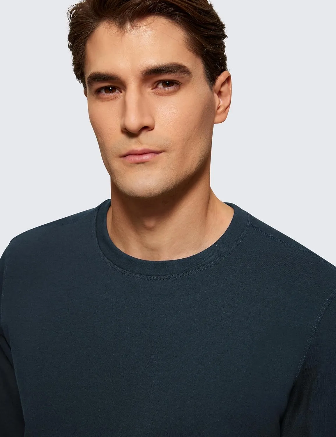 CRZ YOGA Fleece Crewneck Sweatshirt for Men Long Sleeve Breathable Workout Casual Pullover Basic Sweat Shirts