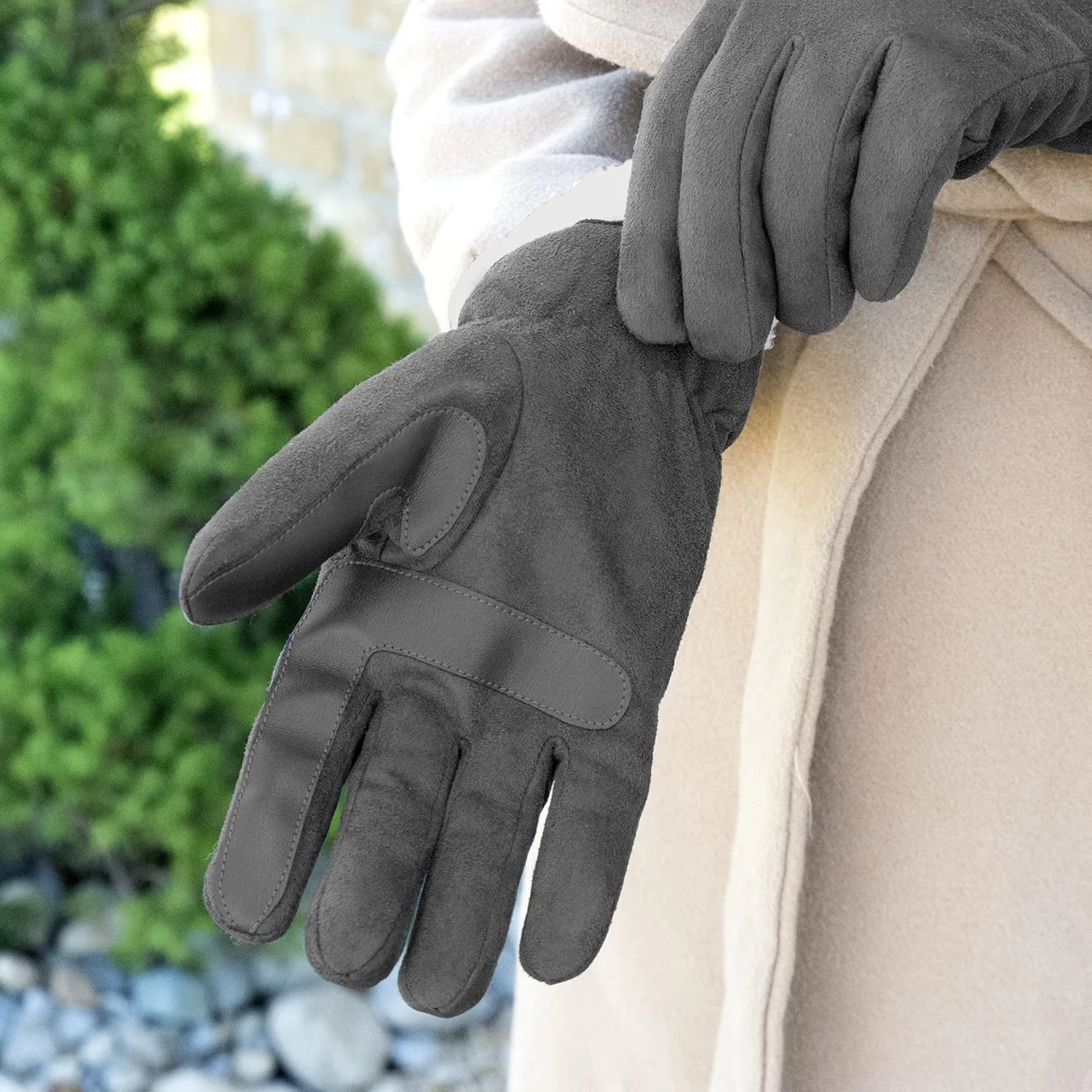 isotoner Womens Recycled Microsuede Water Repellent Cold Weather Gloves With Sherpasoft Lining, Touch Screen Capable