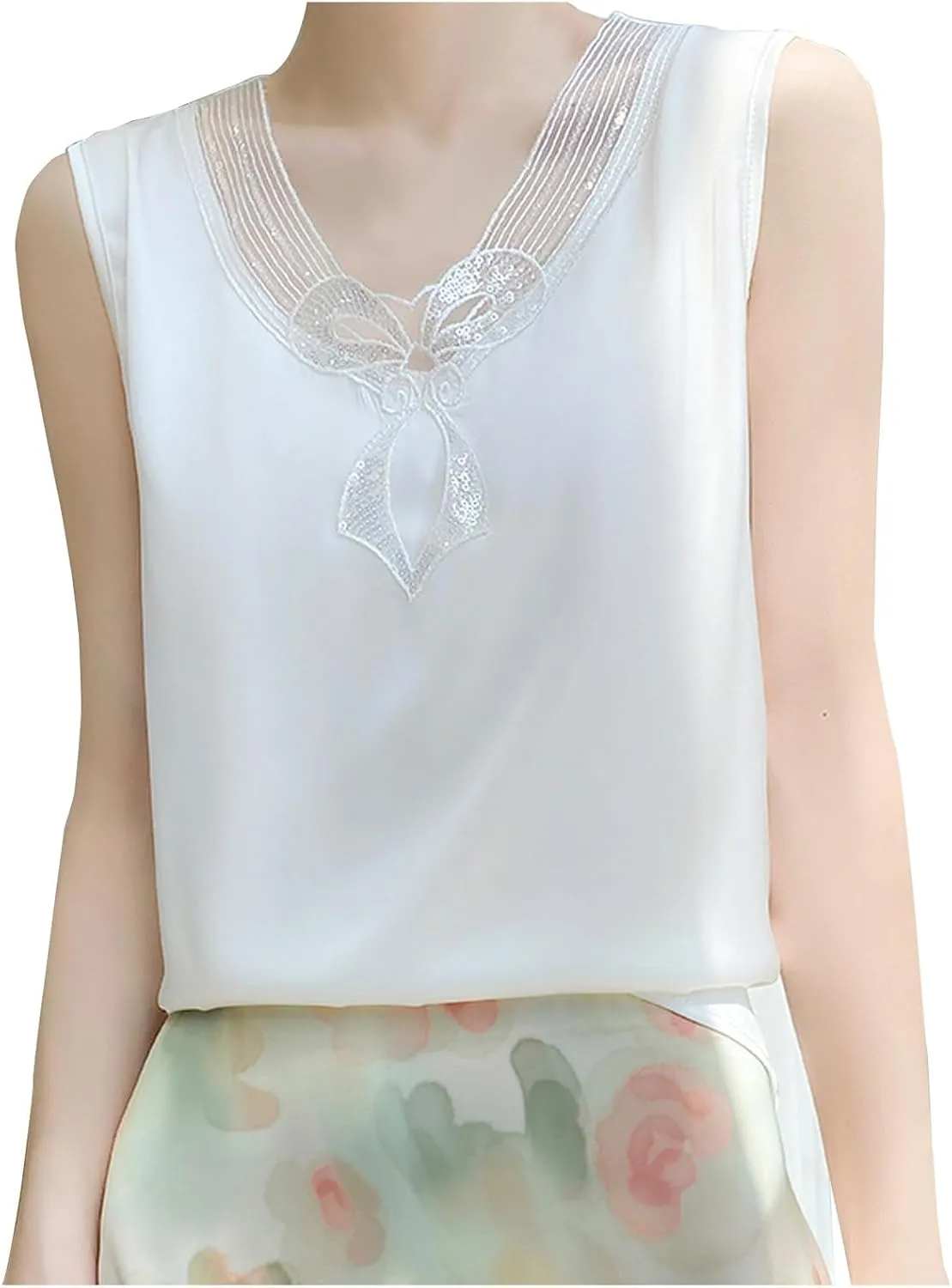 Sleeveless Lace Blouse for Women Summer Casual Round Neck Lightweight Silk Satin Tank Tops Elegant Camisole Shirt