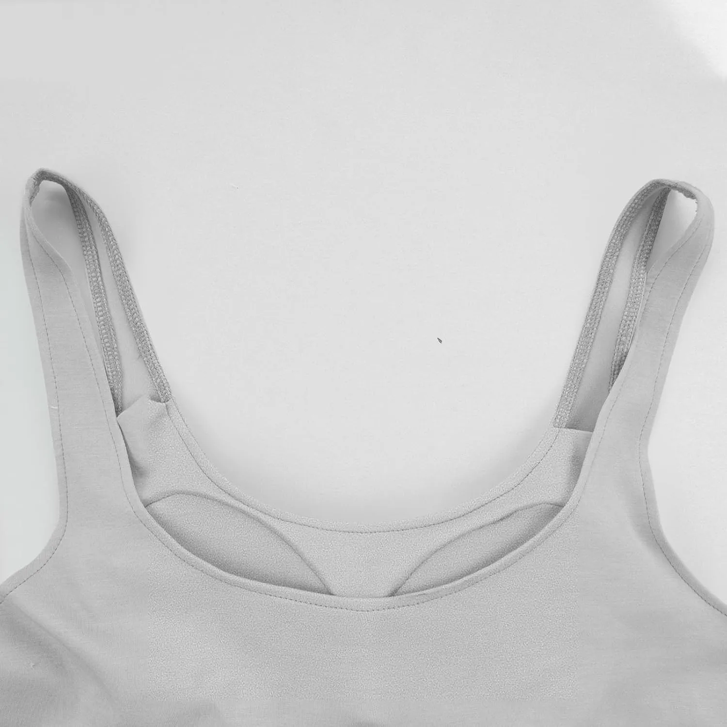 Tank Top with Built in Bra for Women Casual Summer Sleeveless Gym Crop Tops U Neck Workout Athletic Yoga Shirts