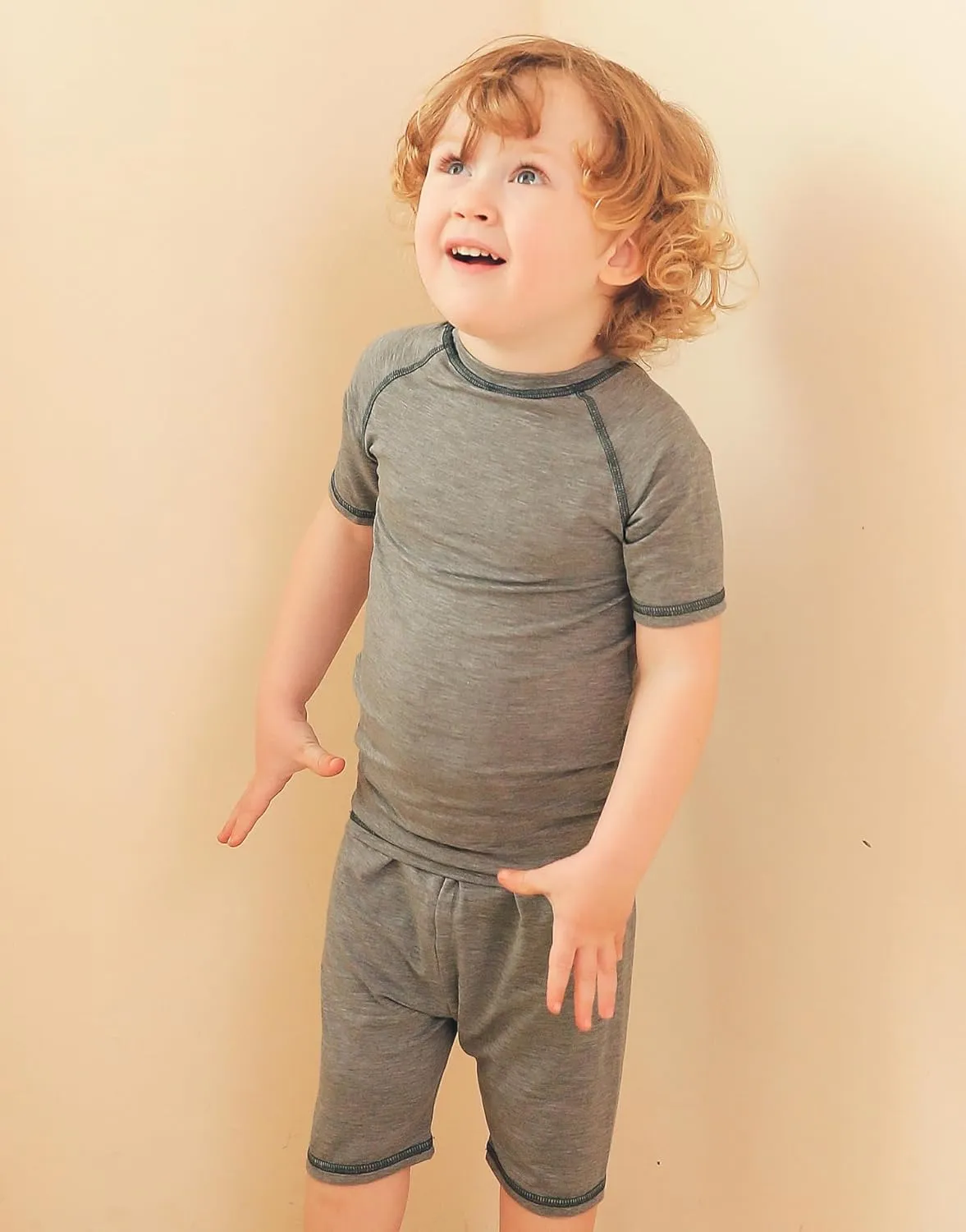 VAENAIT BABY Infant Toddler Junior Girls Boys Pajamas Pyjamas Sleepwear Set Solid Bamboo Daily Short Summer Pjs Set 6M-12Y
