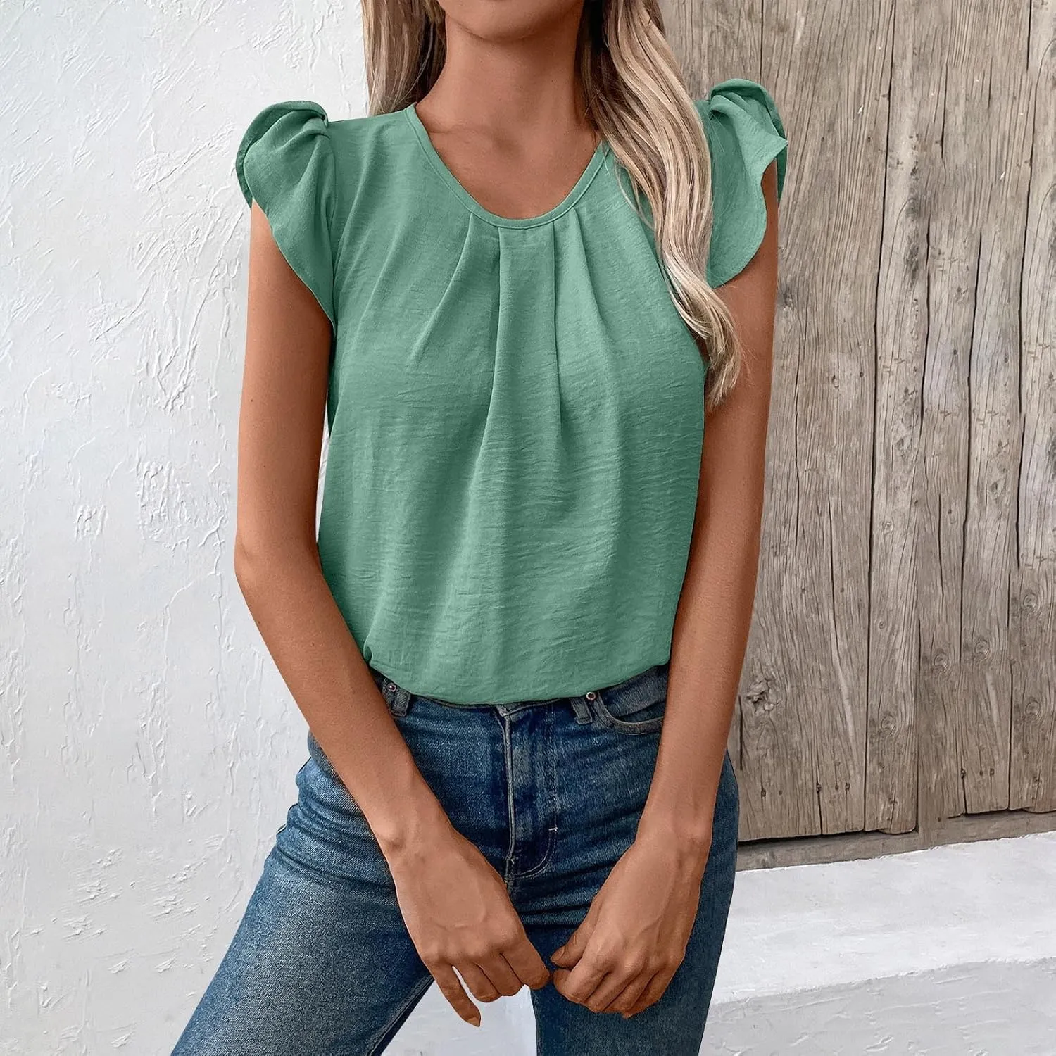 Women's Round Neck Ruffle Tank Tops Trendy Ruched Sleeveless Basic Shirts Summer Lightweight Vacation Beach Pullover